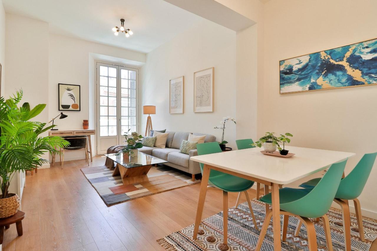 C74 - Marvelous 3 Bedroom Apartment In Historical Málaga Exterior foto